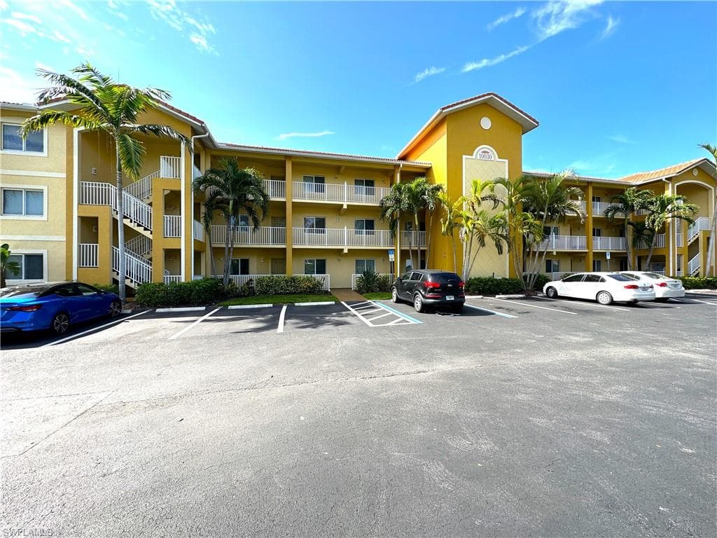 10030 Maddox LN 304 BONITA SPRINGS, FL 34135
