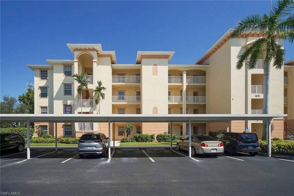 4015 Palm Tree BLVD 202 CAPE CORAL, FL 33904
