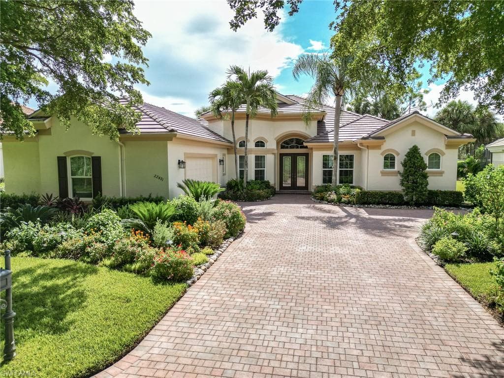 22491 Glenview LN ESTERO, FL 34135
