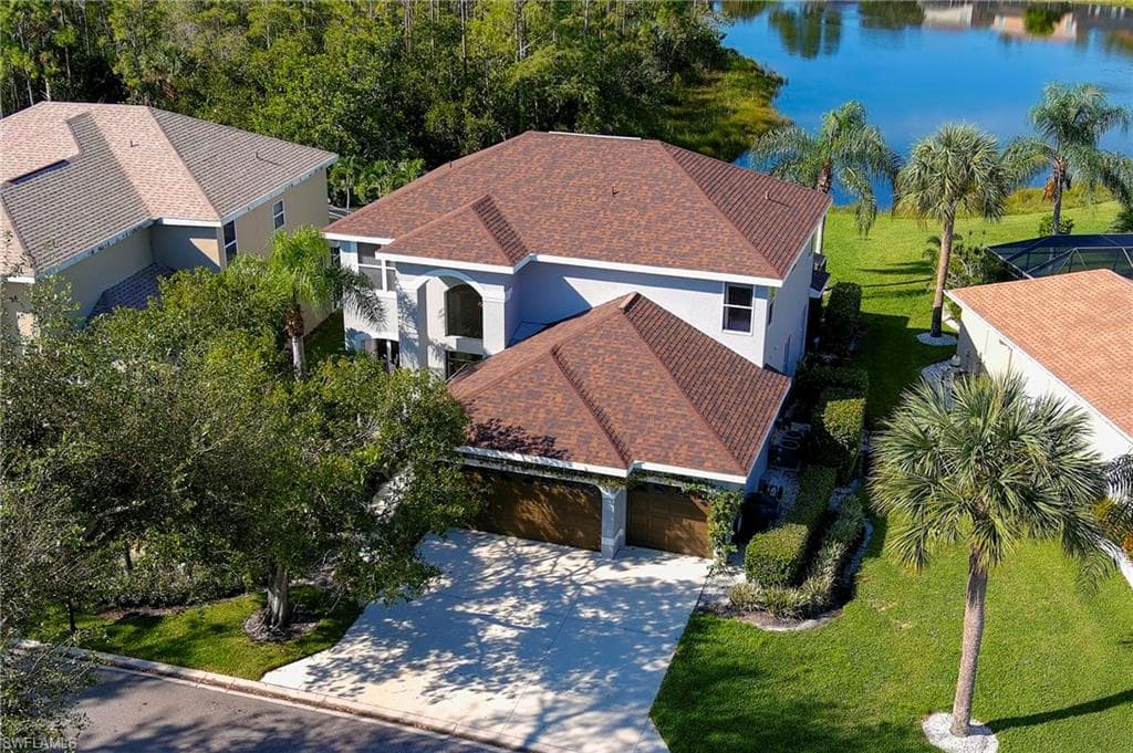22910 White Oak Ln LN ESTERO, FL 33928