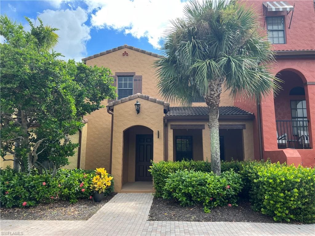 8989 Cambria CIR 1804 NAPLES, FL 34113