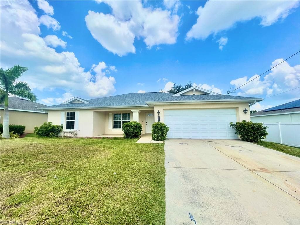 1517 NE 35th TER CAPE CORAL, FL 33909