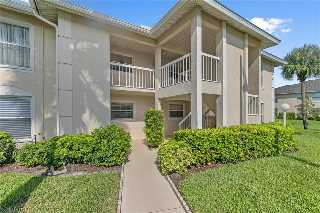 677 Squire CIR 103 NAPLES, FL 34104