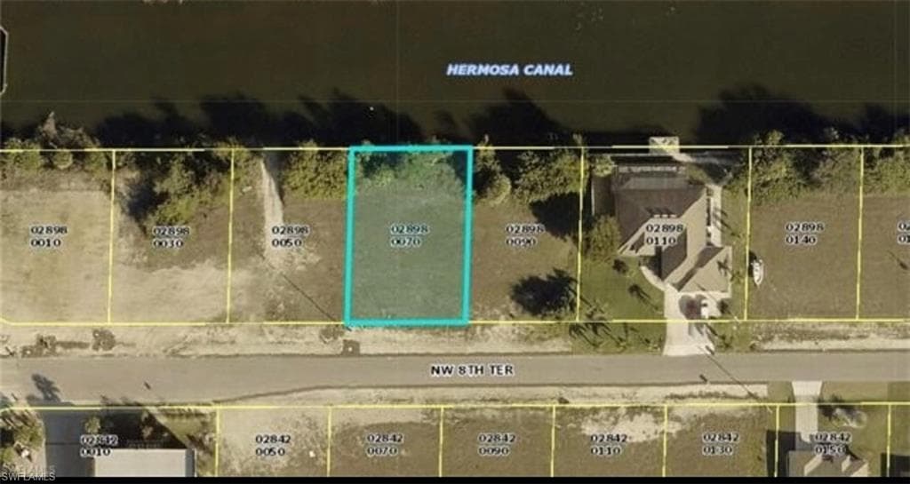 1515 NW 8th TER CAPE CORAL, FL 33993