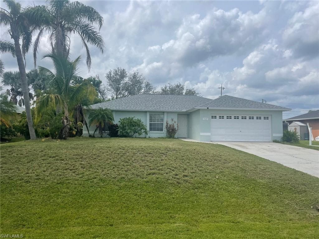 1120 SW 9th CT CAPE CORAL, FL 33991