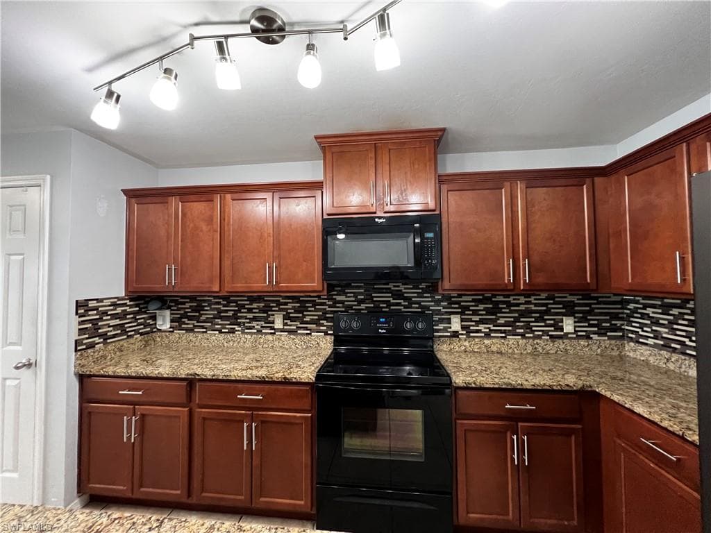 1313 SW 12th TER CAPE CORAL, FL 33991