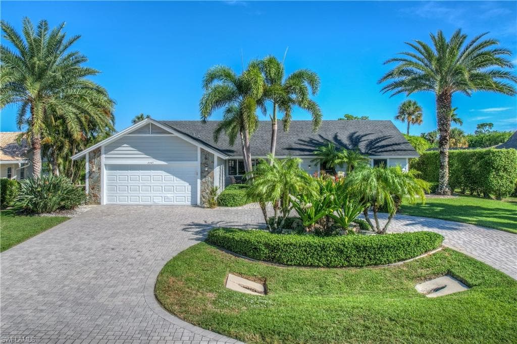 2345 Longboat DR NAPLES, FL 34104