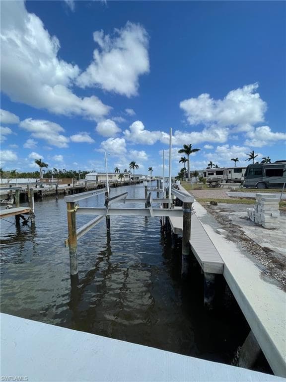 20 Doubloon WAY FORT MYERS BEACH, FL 33931