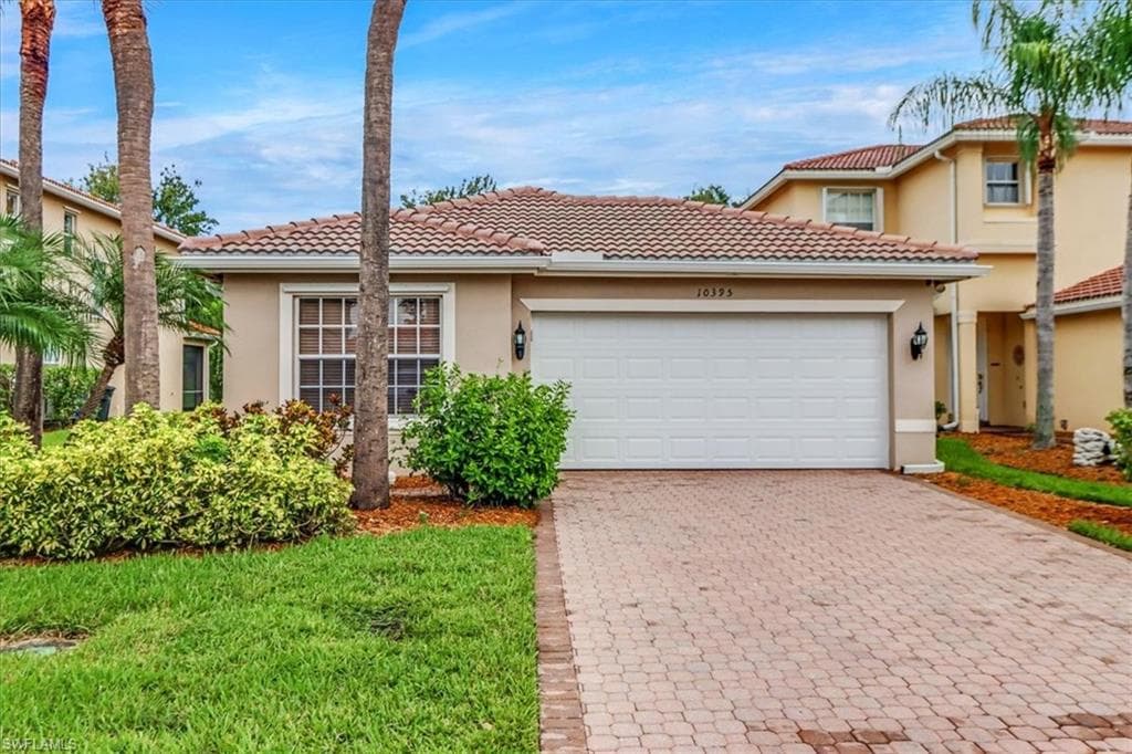 10395 Carolina Willow DR FORT MYERS, FL 33913