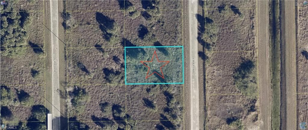 714 Aprile AVE S LEHIGH ACRES, FL 33974