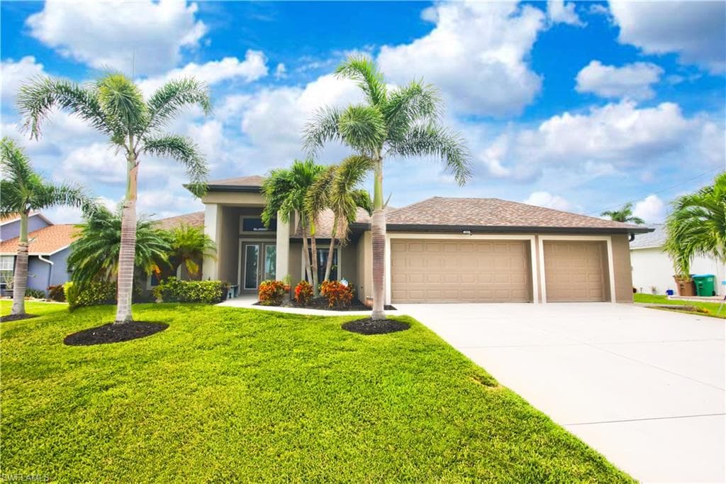 3042 SW 27th PL CAPE CORAL, FL 33914