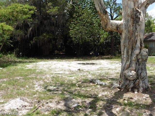 5612 6th AVE FORT MYERS, FL 33907