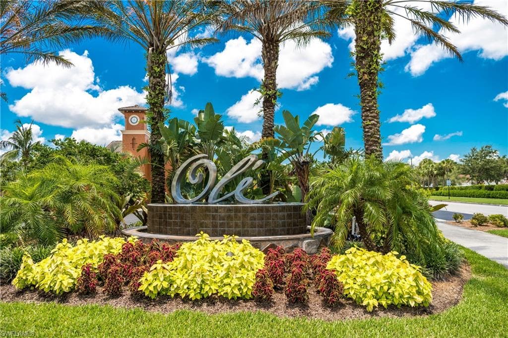 9126 Chula Vista ST 123-3 NAPLES, FL 34113