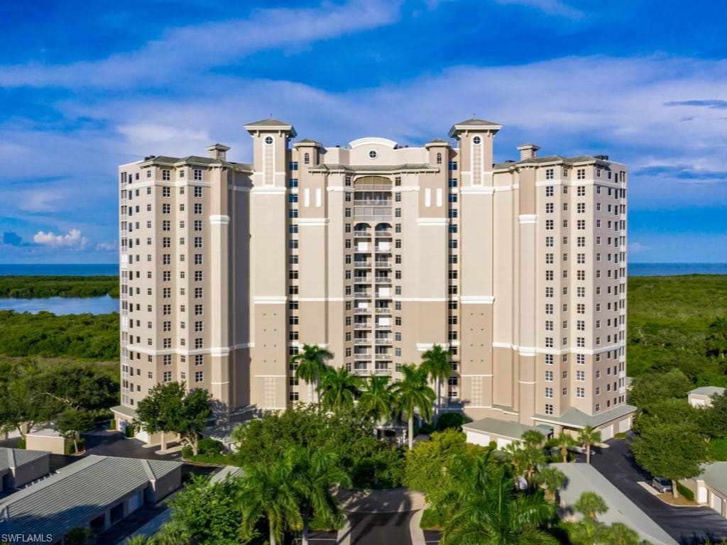 1001 Arbor Lake DR 506 NAPLES, FL 34110
