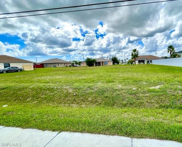 618 Nicholas PKWY W CAPE CORAL, FL 33991