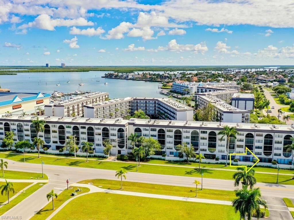 1012 Anglers CV D-203 MARCO ISLAND, FL 34145