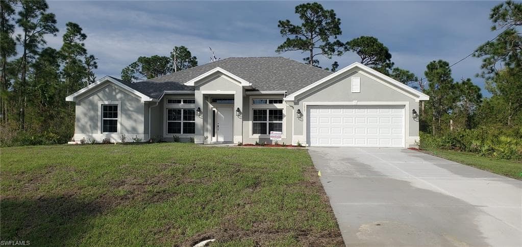 1033 Albion ST LEHIGH ACRES, FL 33974