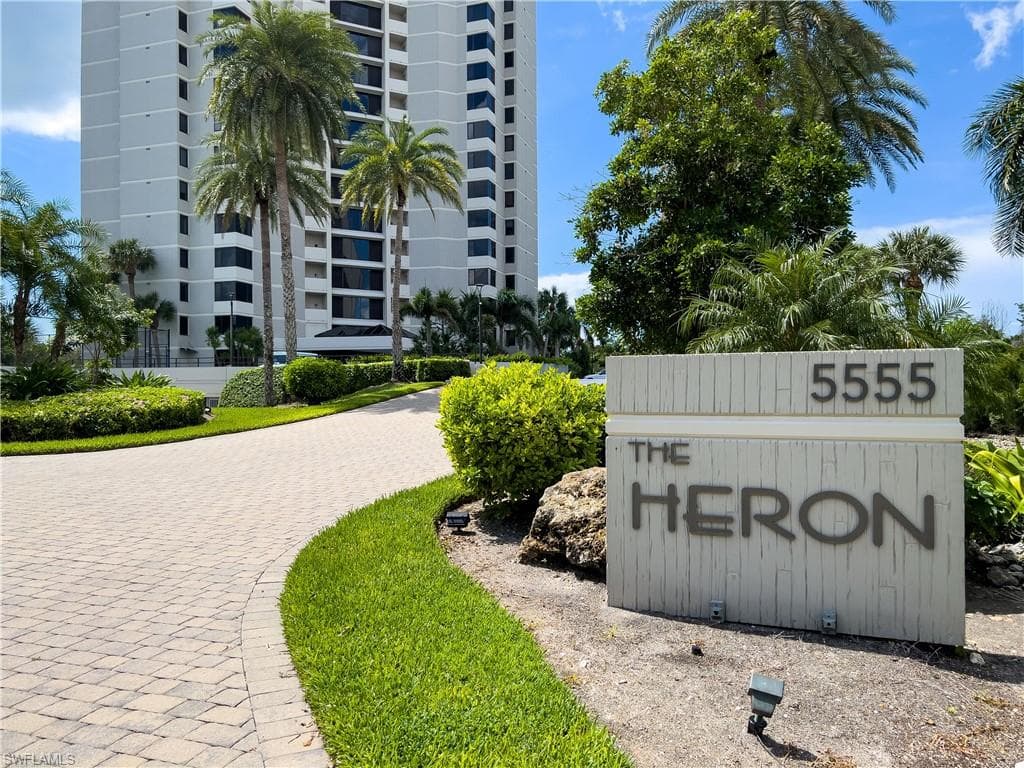 5555 Heron Point DR 1202 NAPLES, FL 34108
