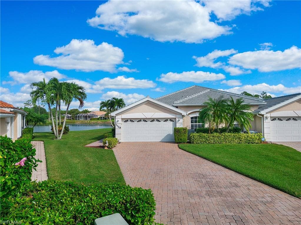 7749 Haverhill CT NAPLES, FL 34104