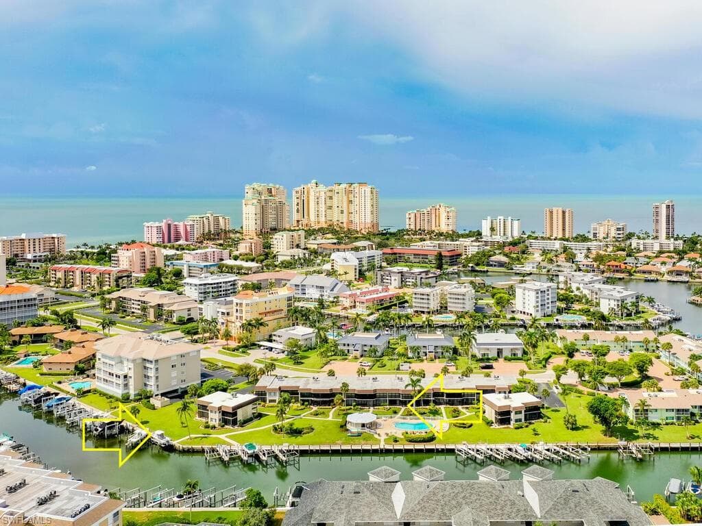881 Panama CT 305 MARCO ISLAND, FL 34145