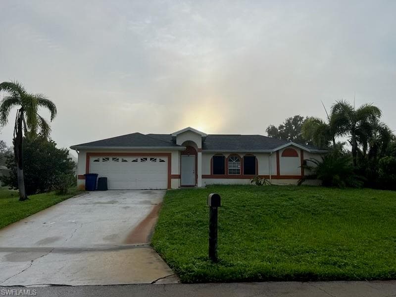 1010 Edward AVE LEHIGH ACRES, FL 33936