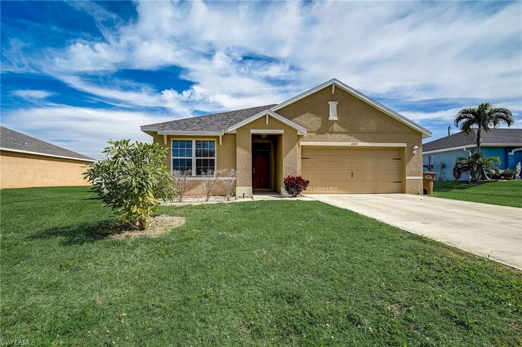 2709 SW 4th PL CAPE CORAL, FL 33914