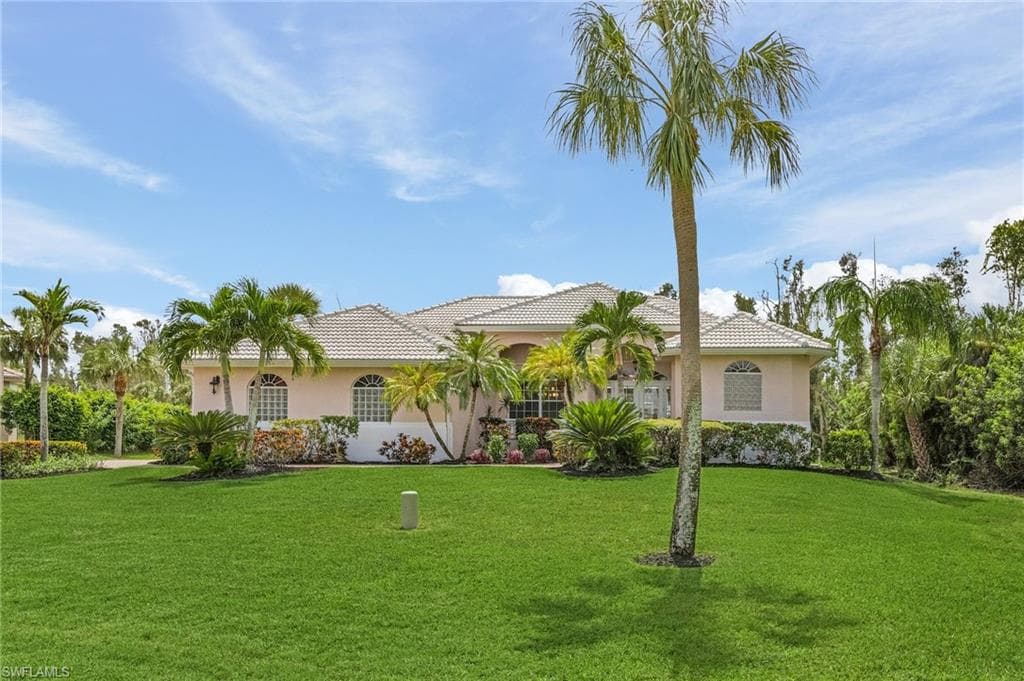 8731 Belle Meade DR FORT MYERS, FL 33908