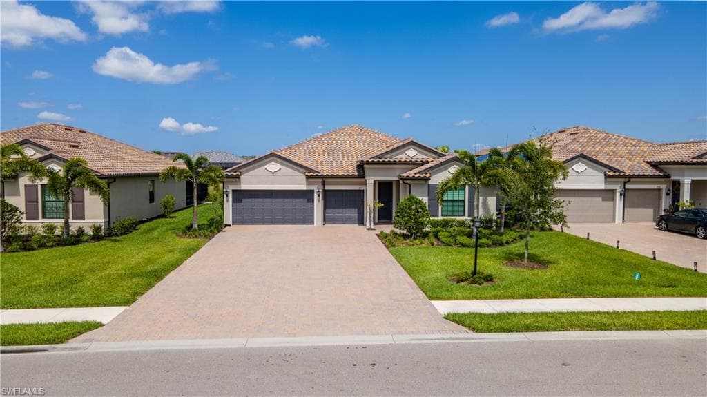 17539 Elkgrove LN ESTERO, FL 33928