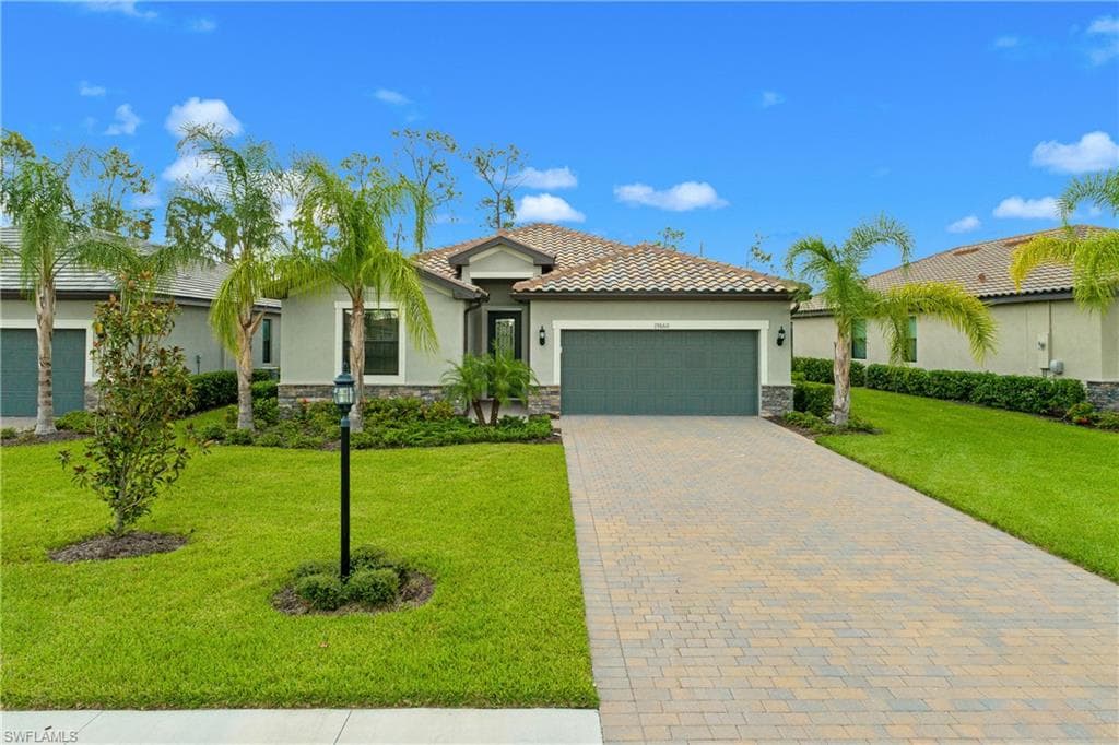 19660 Beechcrest PL ESTERO, FL 33928