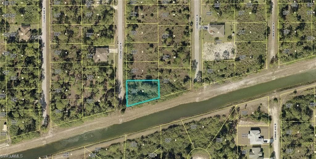 2908 Elaine AVE N LEHIGH ACRES, FL 33971