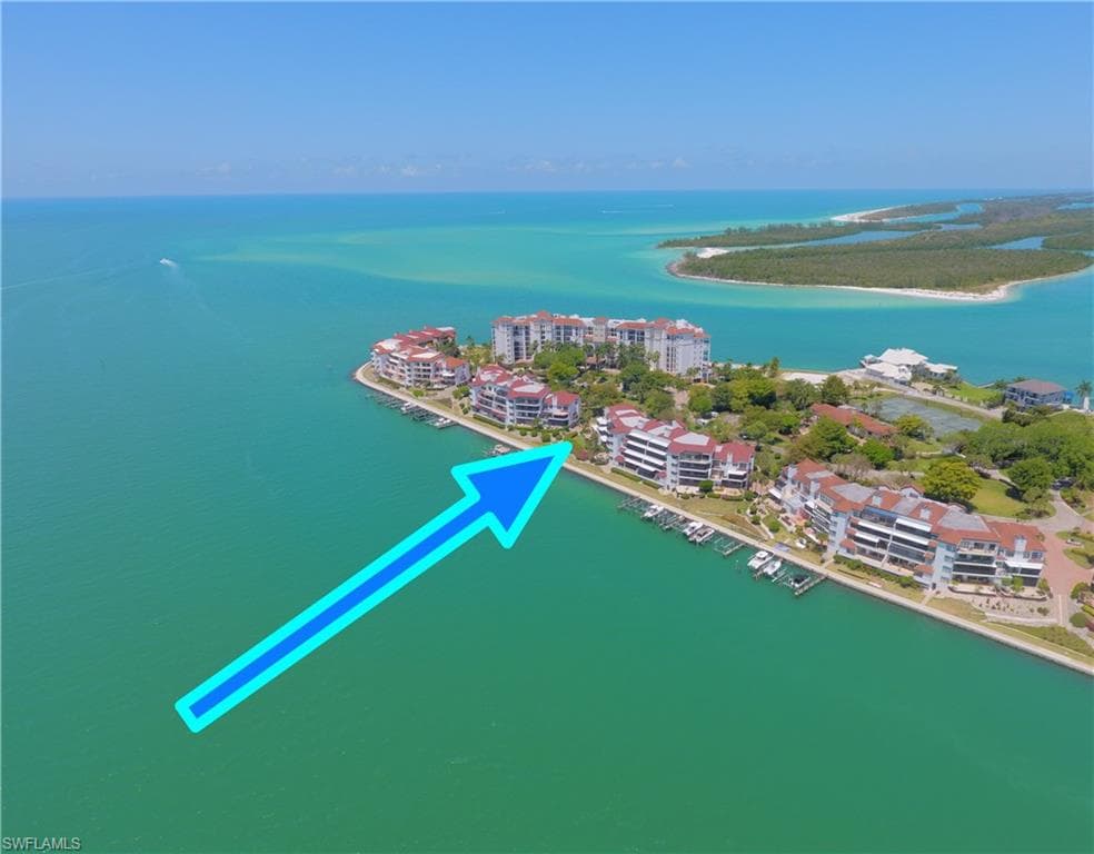 313 La Peninsula BLVD 313 NAPLES, FL 34113