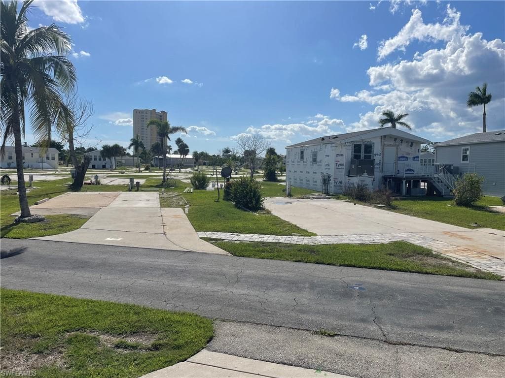19681 Summerlin RD 110 FORT MYERS, FL 33908