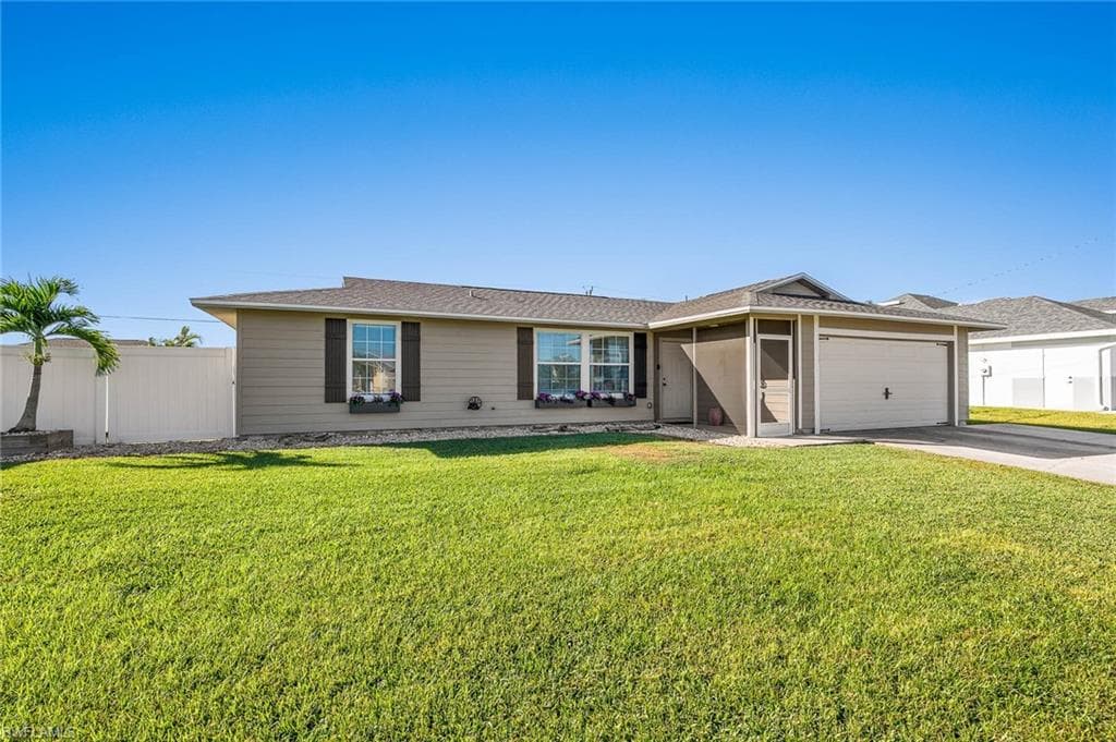 114 NE 12th LN CAPE CORAL, FL 33909