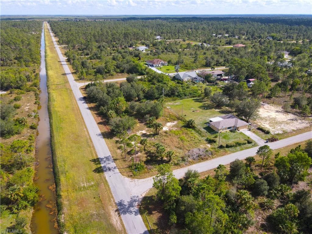 3202 E 12th ST LEHIGH ACRES, FL 33972