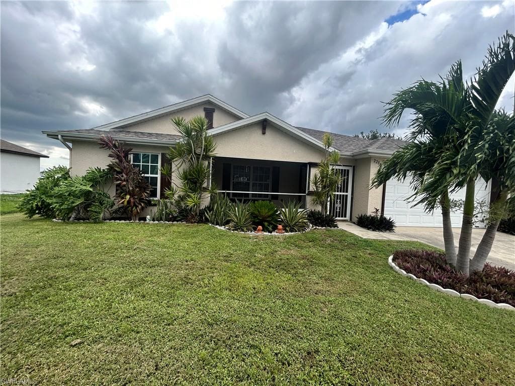 2204 NE 13th PL CAPE CORAL, FL 33909
