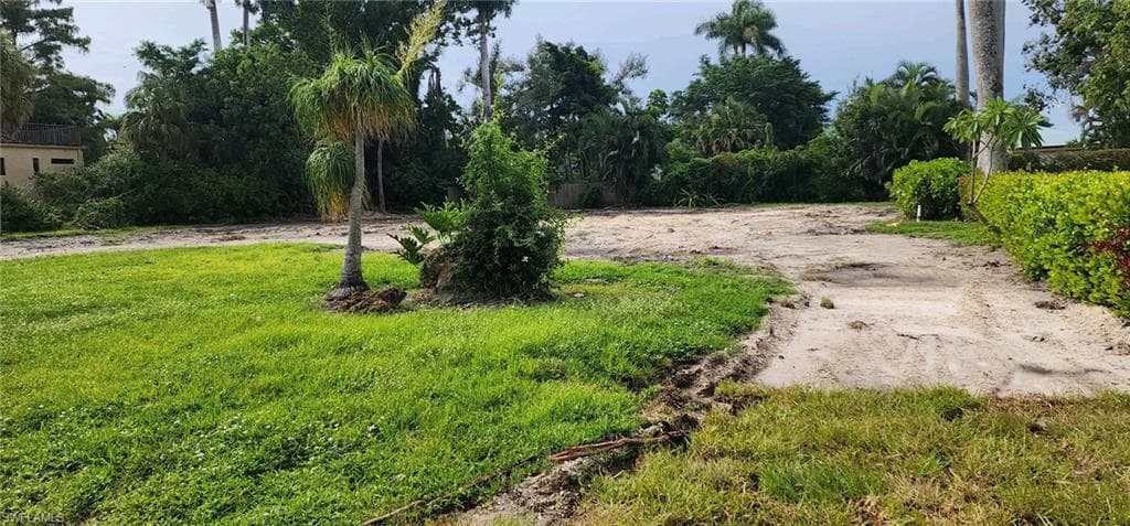 1242 Plumosa DR FORT MYERS, FL 33901