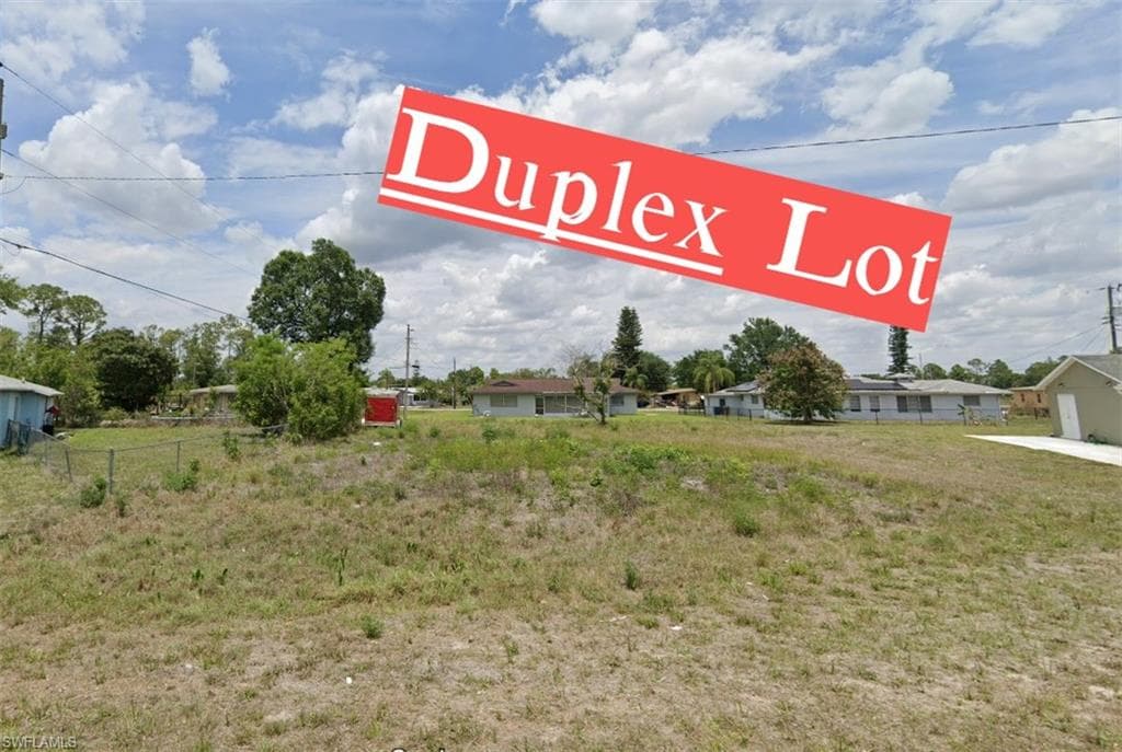 2253 8th TER LEHIGH ACRES, FL 33936