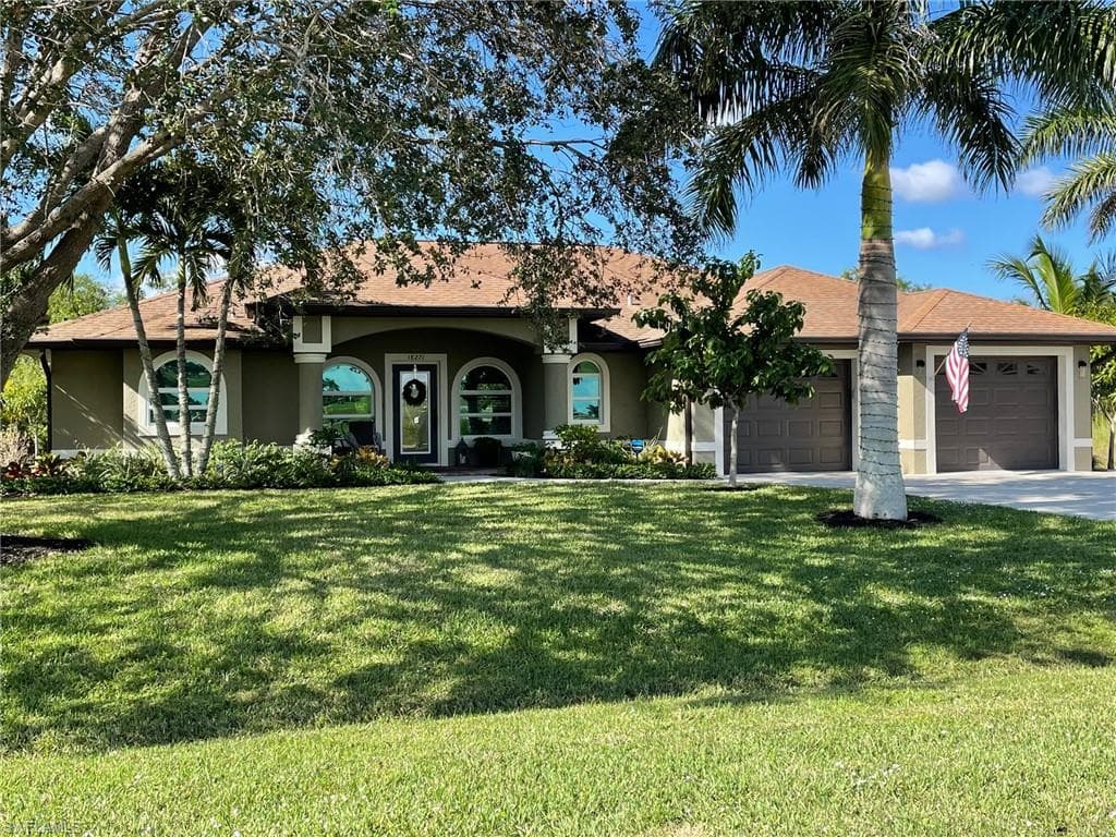 18271 Royal Hammock BLVD NAPLES, FL 34114