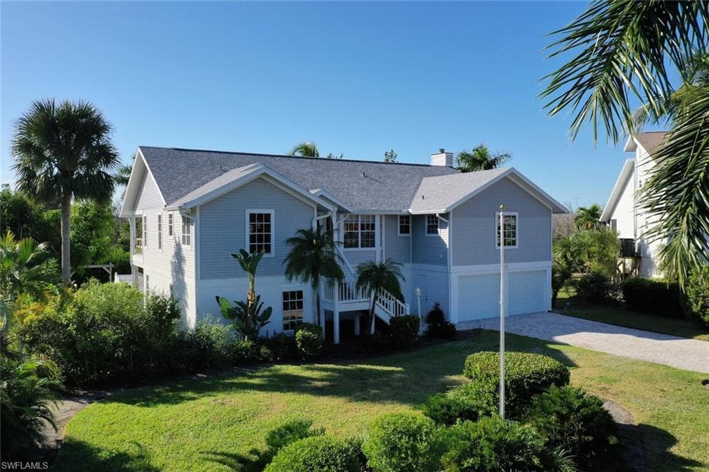 1426 Sanderling CIR SANIBEL, FL 33957