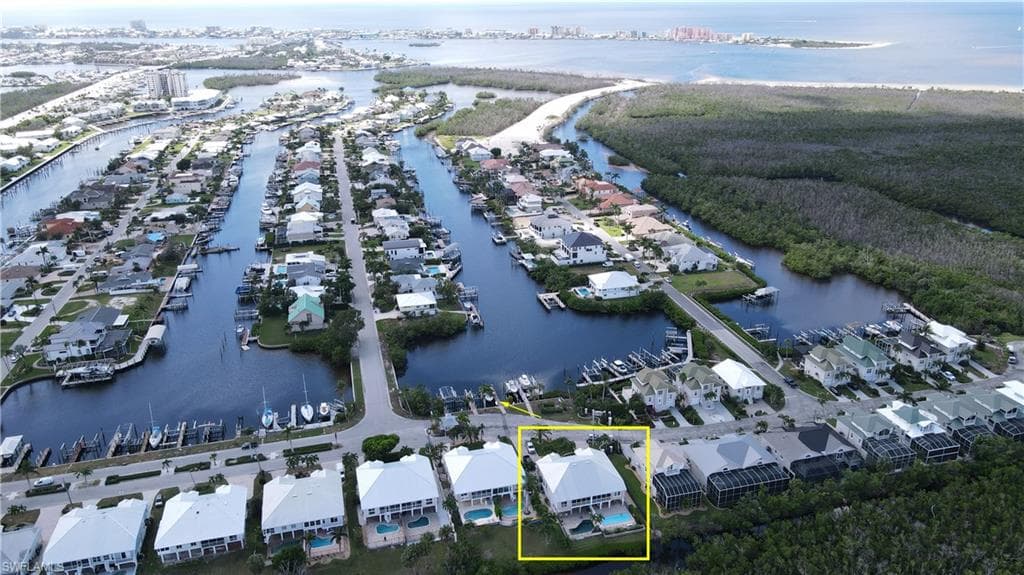 12178 Siesta DR FORT MYERS BEACH, FL 33931