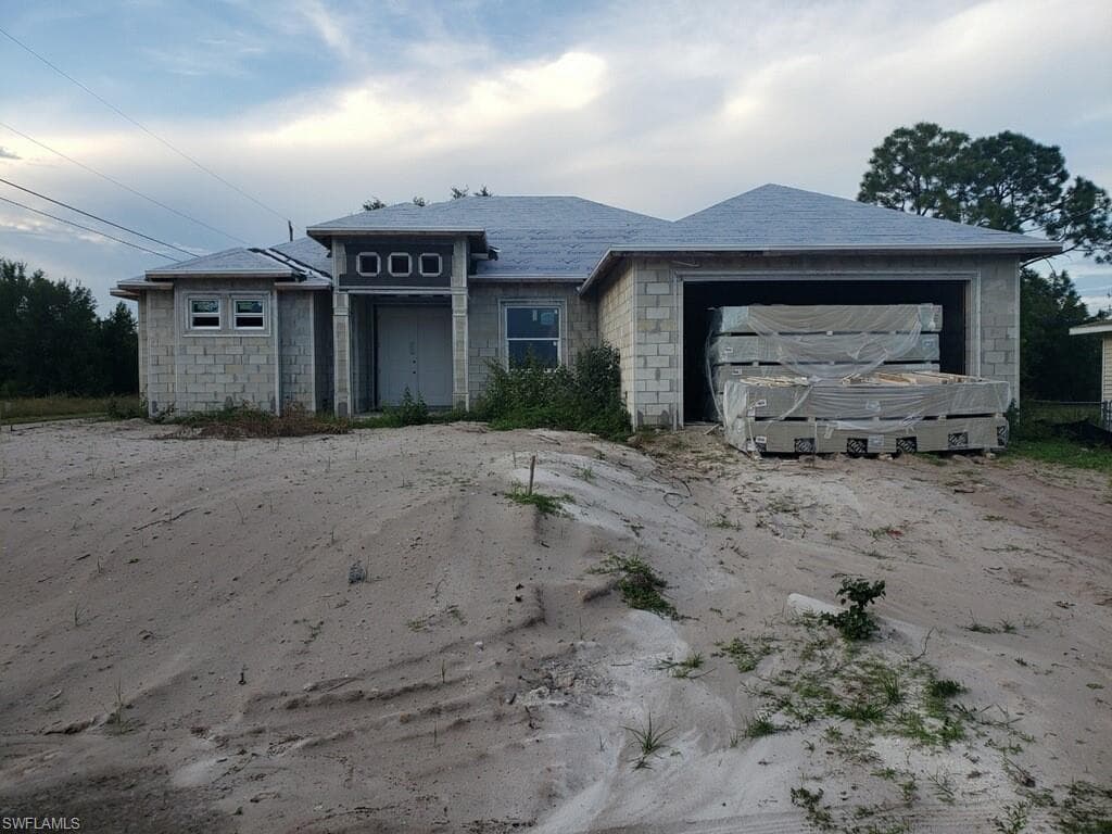 4018 14th ST SW LEHIGH ACRES, FL 33976