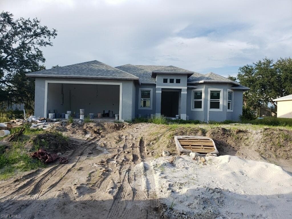 2710 51st ST SW LEHIGH ACRES, FL 33976