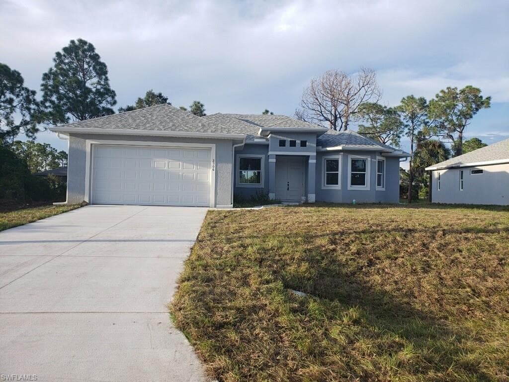 2506 37th ST SW LEHIGH ACRES, FL 33976