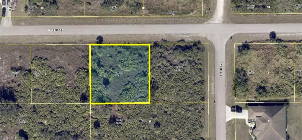 4404 14th ST LEHIGH ACRES, FL 33972