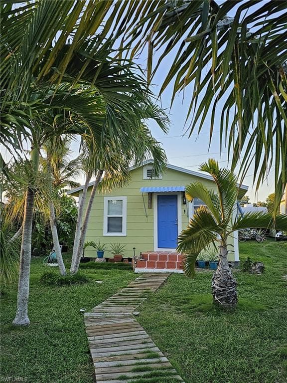 431 Mango AVE GOODLAND, FL 34140