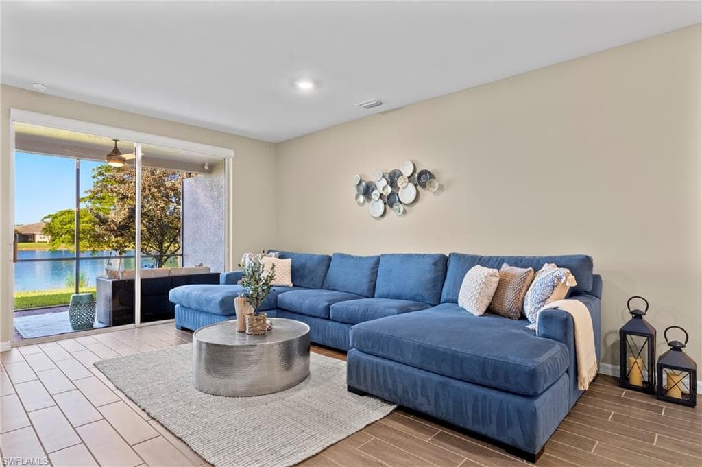 14644 Edgewater CIR NAPLES, FL 34114