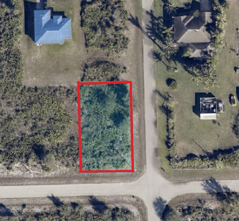 2700 71st ST W LEHIGH ACRES, FL 33971