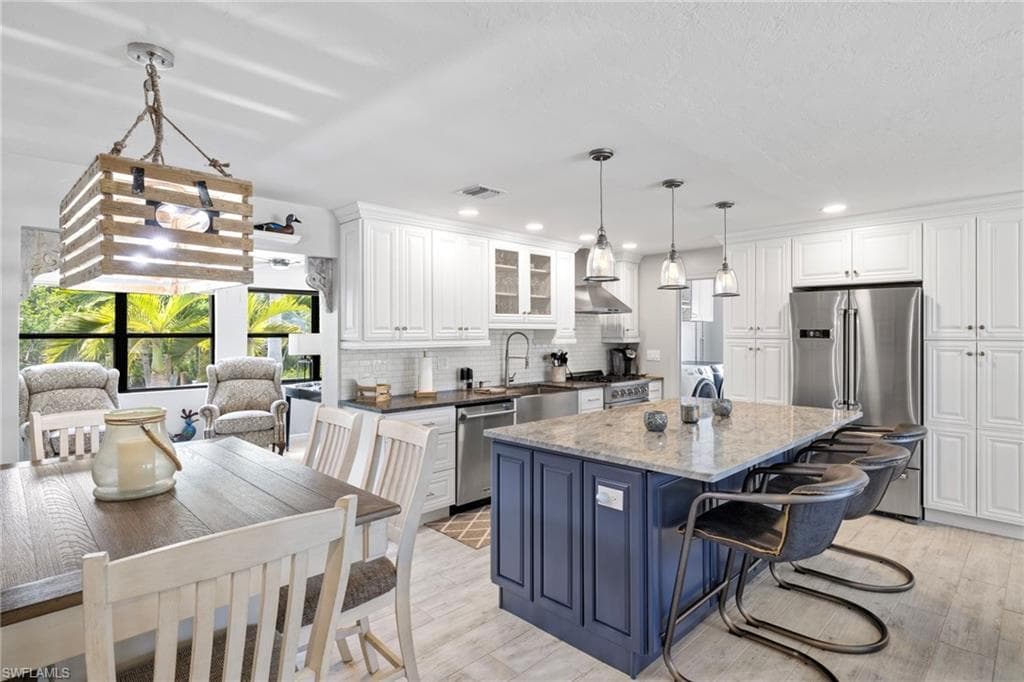 5223 Genesee PKWY BOKEELIA, FL 33922