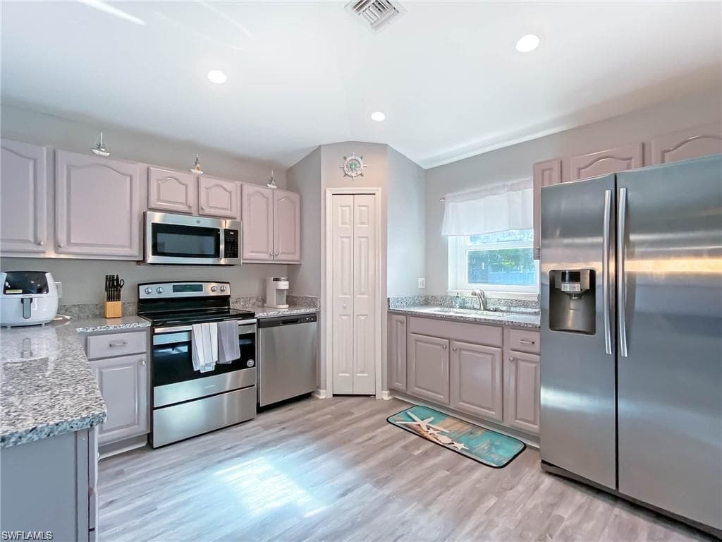 4525 SW 7th PL CAPE CORAL, FL 33914