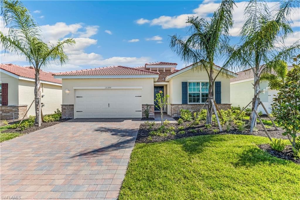 15390 Yellow Birch CT ALVA, FL 33920
